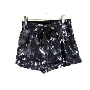 Lululemon Spring Break Away Drawstring Dust Dye Shorts Size 4